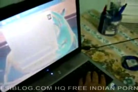 Www.xnxx les chevaux porno.com